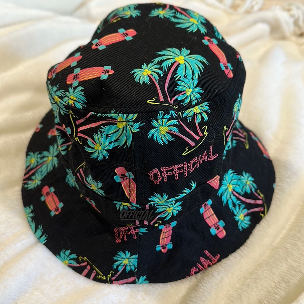 Official Crown of Laurel Multi-Color Bucket Hat L/XL
